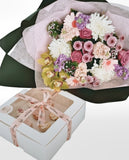 Cupcakes and Small Bouquet